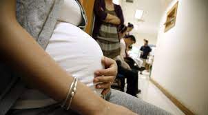 La Defensoría del Pueblo de la Nación intervino ante la mala atención a una mujer embarazada en una sucursal de Correo Oficial S.A.